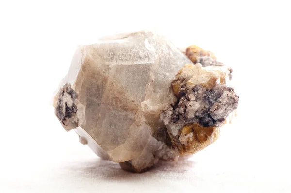 Muestra Mineral Granate Cristal Grossular Facetas Sin Cortar — Foto de Stock