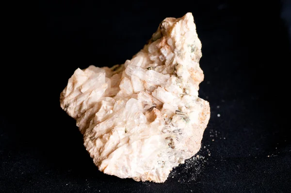 Danburiet Een Mineraalmonster Van Calciumboorsilicaat — Stockfoto