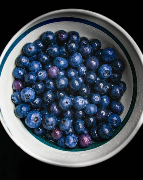 Top View Bowl Blueberries Clean Just Washed Fruit Your Plate — Stock Photo, Image