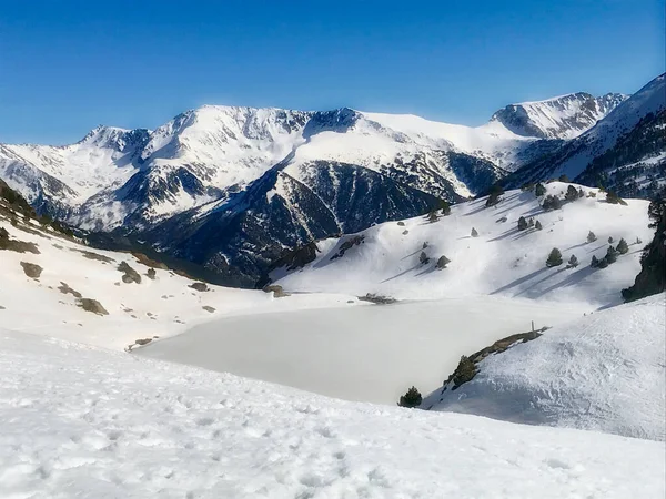 Inverno Atingiu Picos Dos Pirinéus Espanha — Fotografia de Stock