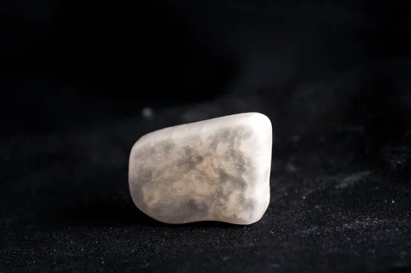 Ulextite Lub Rock Próbka Mineralna Biały Półprzezroczysty Kamień — Zdjęcie stockowe