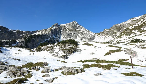 Eine Faszinierende Aufnahme Der Wunderschönen Schneebedeckten Rofanberge Österreich — Stockfoto