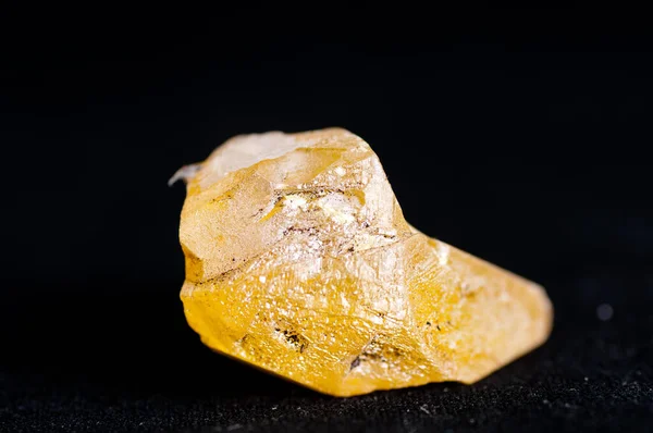 纯硫磺或硫磺矿石样品 通常称为硫磺石 — 图库照片