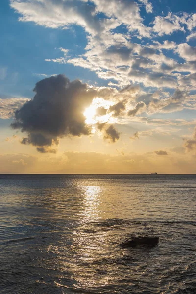 Pôr Sol Sobre Ilha Cicládica Grega Tinos Com Ilha Syros — Fotografia de Stock