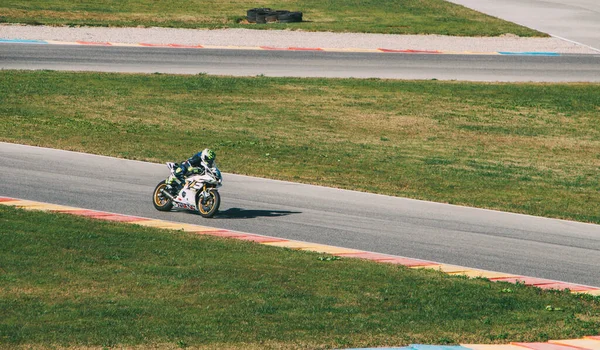 Valencia Spain Dec 2020 White Mororcyclist Driving His Motorcycle Great — Stock Photo, Image