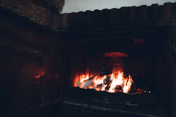 Gros Plan Bois Brûlé Dans Une Cheminée — Photo