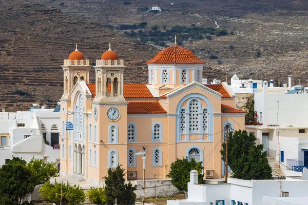 Igreja Ortodoxa Saint Dimitrios Cercada Por Casas Mármore Pirgos Nas — Fotografia de Stock