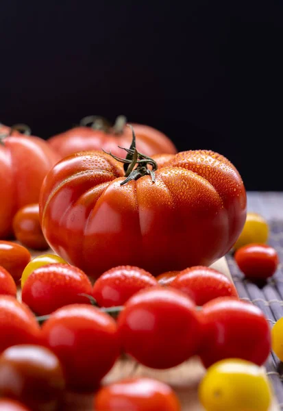 Una Toma Vertical Diferentes Variedades Tomates — Foto de Stock