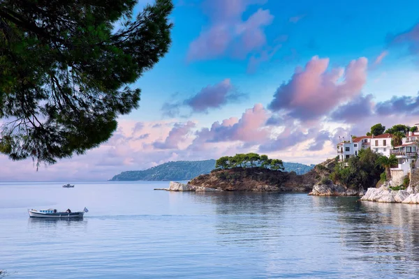 Skiathos Adası Yunanistan Skiathos Kasabası Eski Kasabanın Güzel Manzarası — Stok fotoğraf