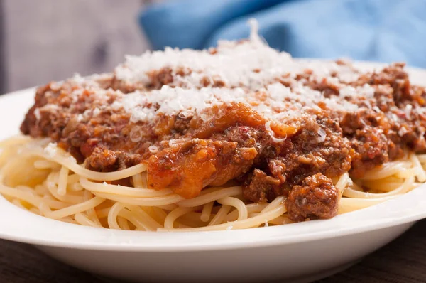 Espaguete Trigo Integral Delicioso Com Carne Molho Tomate — Fotografia de Stock