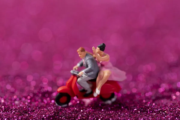 Una Foto Creativa Pareja Muñecas Románticas Del Día San Valentín —  Fotos de Stock