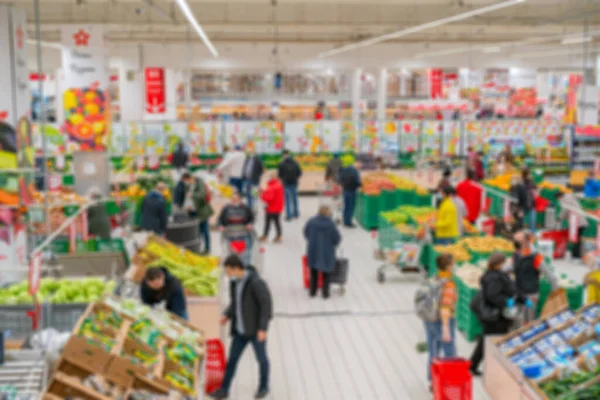 Una Imagen Borrosa Gente Comprando Supermercado —  Fotos de Stock
