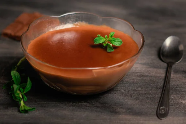 一碗美味的西红柿汤 — 图库照片