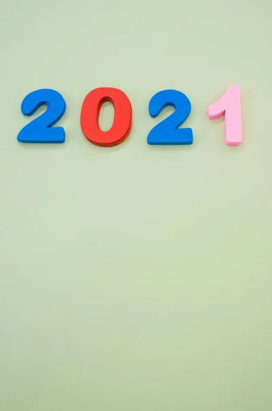 Números Madeira Coloridos 2021 Fundo Branco Conceito Ano Novo — Fotografia de Stock