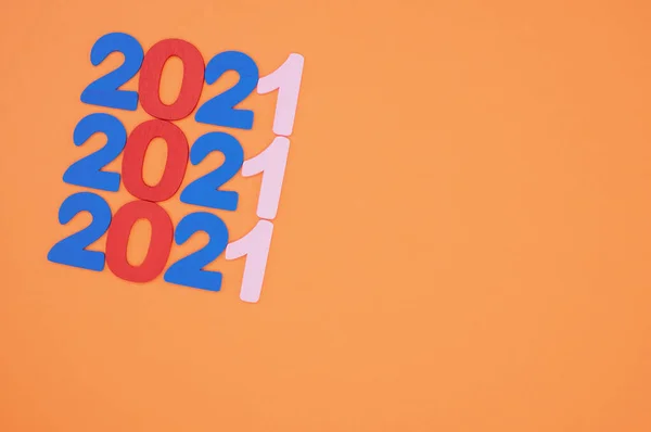Τέσσερις Αναφορές Του 2021 Πορτοκαλί Φόντο Έννοια Νέου Έτους — Φωτογραφία Αρχείου