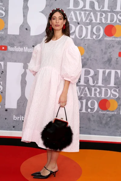 ロンドン イギリス 2019年2月20日 ローラ ジャクソンが英国ロンドンで2月20日に開催されるBrit Awards 2019に参加しました — ストック写真