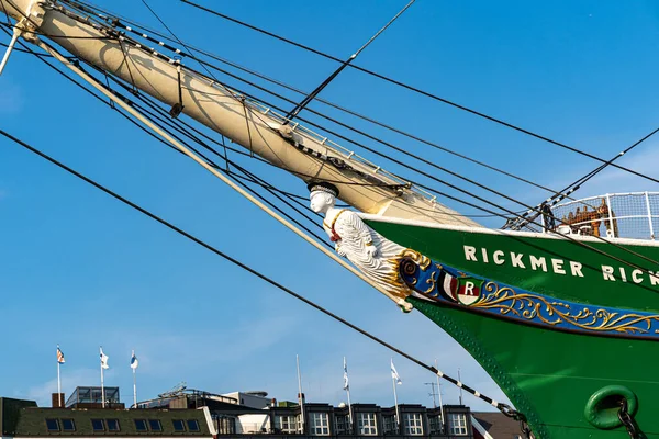 ハンブルグ ドイツ 2020年8月8日 リッカーリックマーズは ドイツのハンブルクの港にある古いセーリング博物館船です — ストック写真