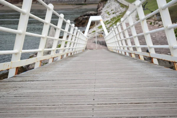 Крупный План Деревянного Моста Пляже — стоковое фото