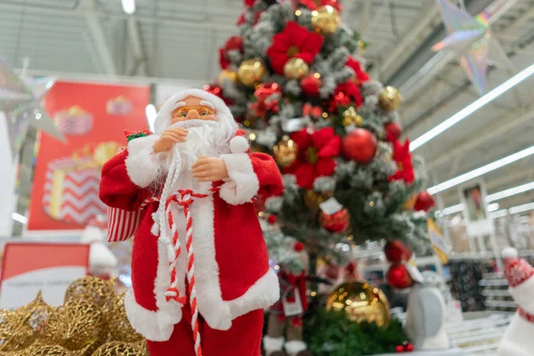 Selective Focus Shot Santa Clause Christmas Trees Ornaments Store — Stock Photo, Image