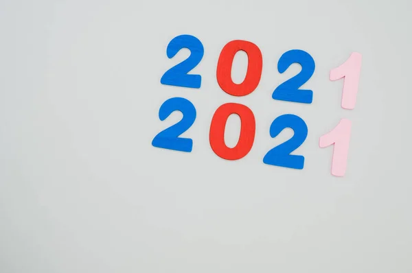 Turuncu Arka Planda 2021 Den Bahsediliyor Yeni Yıl Kavramı — Stok fotoğraf