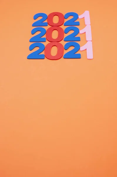 Three Mentions 2021 Orange Background New Year Concept — Stock Photo, Image