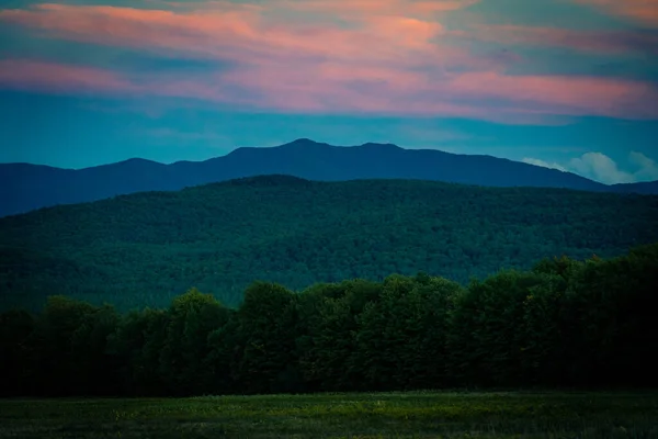 Lake Saranac Estados Unidos Setembro 2020 Sol Põe Sobre Montanhas — Fotografia de Stock