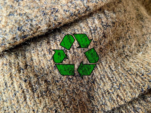 Een Close Shot Van Een Groene Recycling Pijl Pictogram Een — Stockfoto