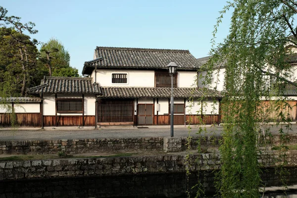 Una Hermosa Vista Las Casas Por Agua Capturada Kurashiki Japón — Foto de Stock