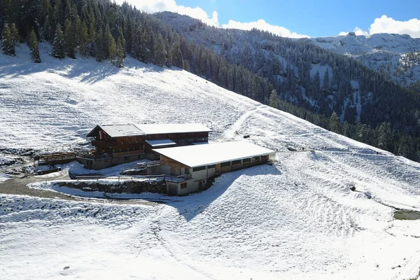 Los Típicos Alpes Austríacos Invierno — Foto de Stock