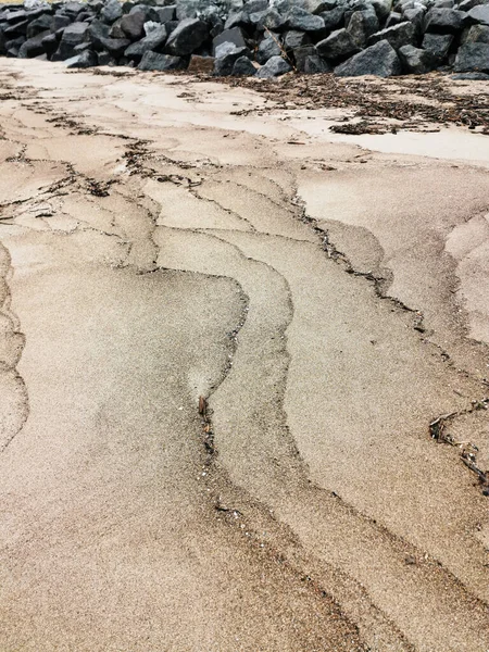 Sebuah Gambar Vertikal Dari Pantai Berpasir — Stok Foto