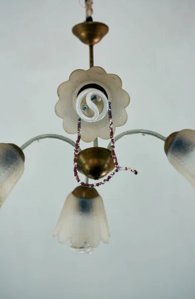 Low Angle Shot Islamic Prayer Beads Hanging Chandelier — Stock Photo, Image