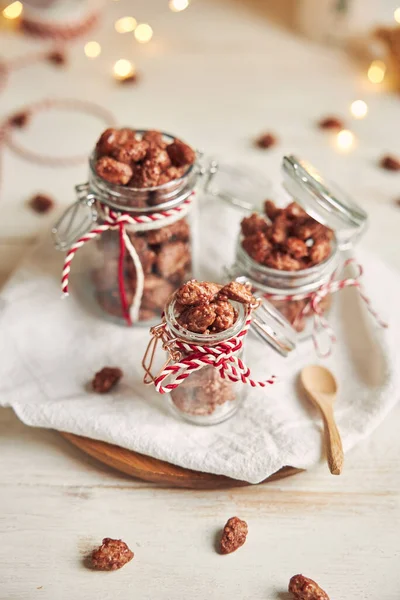 Vertical Shot Delicious Christmas Roasted Almonds Jar Wooden Plate — Stock Photo, Image