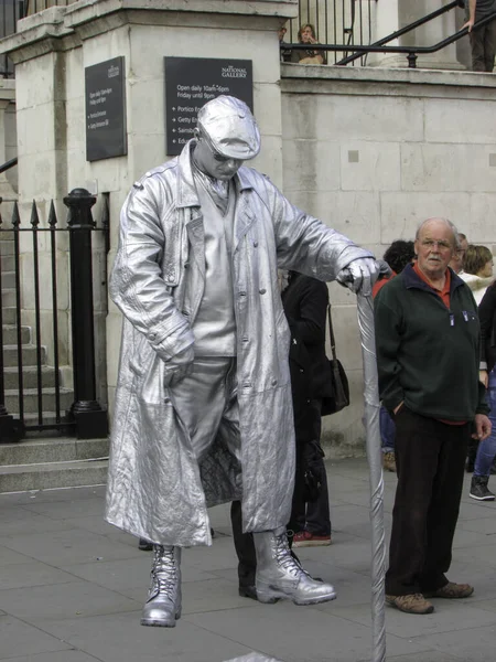 Лондон Объединенный Кингдом Апреля 2014 Года Живая Статуя Возле Национальной — стоковое фото