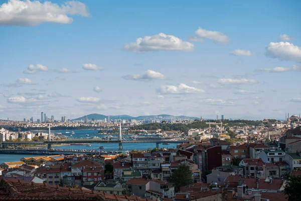 Krásný Záběr Město Zálivem Zlatého Rohu Istanbulu Turecko — Stock fotografie