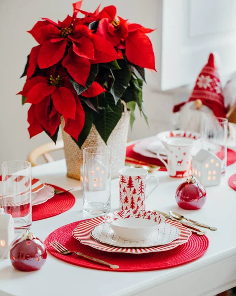 Ein Blick Von Oben Auf Das Schöne Weihnachts Esstisch Set — Stockfoto