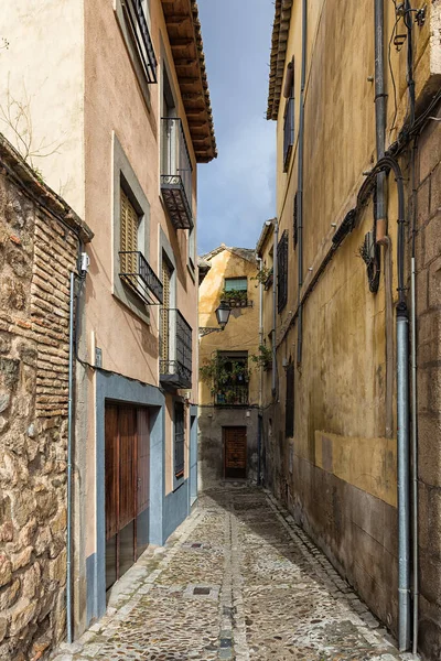 Ypical Narrow Alley Old Town Toledo — Stock Photo, Image