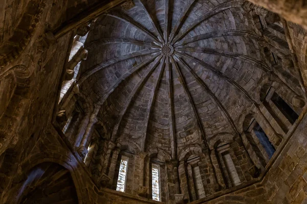 Plano Ángulo Bajo Cúpula Una Antigua Catedral Plasencia España — Foto de Stock