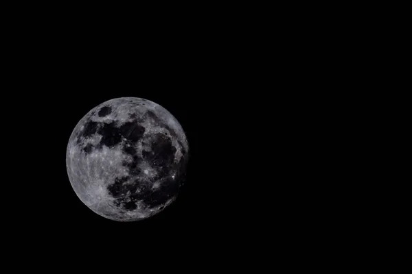 Gece Gökyüzünde Güzel Bir Görüntüsü Arkaplan Duvar Kağıtları Için Mükemmel — Stok fotoğraf