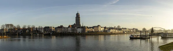 Пейзаж Голландского Ганзейского Средневекового Города Девентер Нидерландах Вид Другой Стороны — стоковое фото