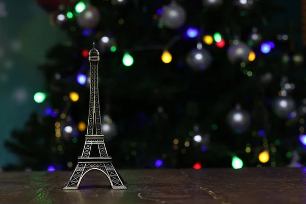 Malý Eiffelova Věž Model Krásným Pozadí Bokeh — Stock fotografie