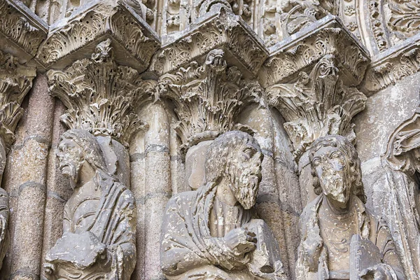 Zbliżenie Romantycznych Rzeźb Bazyliki Avila Hiszpania — Zdjęcie stockowe