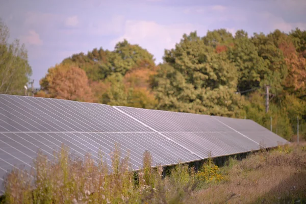 Вид Солнечных Панелей Сельскую Местность Возобновляемые Источники Энергии Экологическая Концепция — стоковое фото