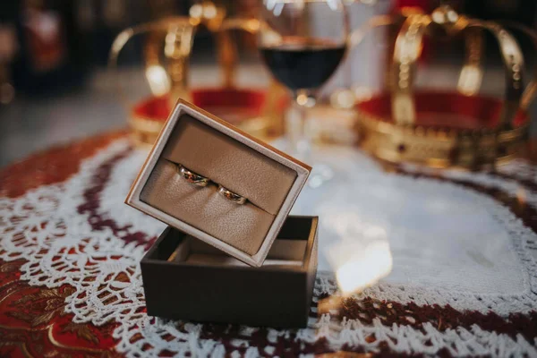 Closeup Shot Wedding Rings Box — Stock Photo, Image