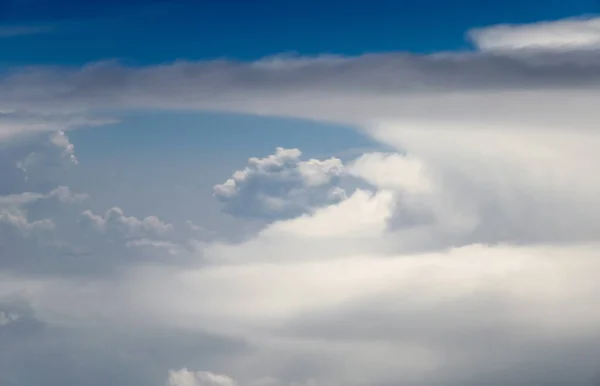 Sebuah Gambar Udara Dari Awan Berbentuk Indah Langit Biru — Stok Foto