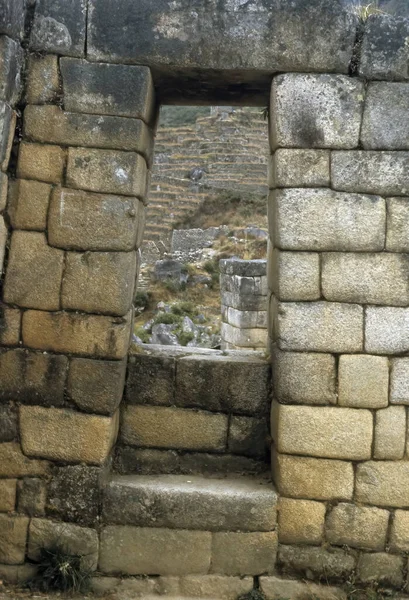 Plano Vertical Las Paredes Piedra Machu Picchu Durante Día Pery — Foto de Stock