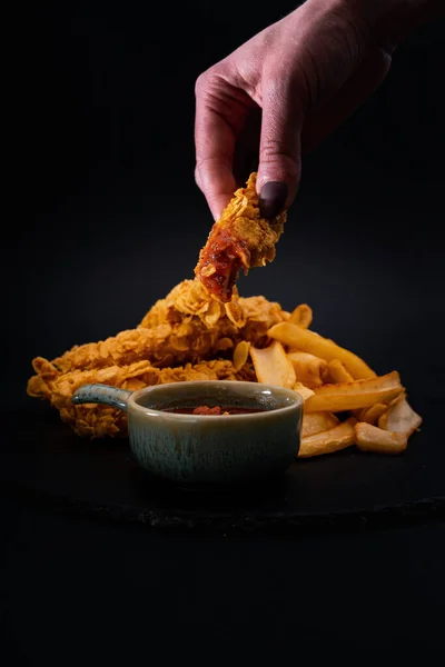 Closeup Shot Tasty Looking Dish Fried Chicken Fries Isolated Black — Stock Photo, Image