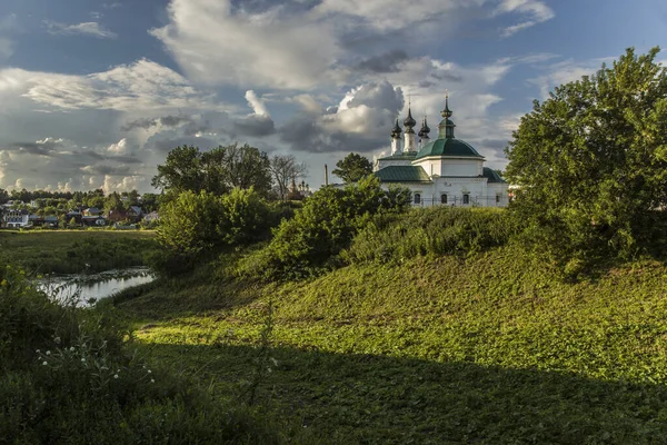 Uma Bela Foto Igreja Entrada Jerusalém Igreja Pyatnitskaya Suzdal Rússia — Fotografia de Stock