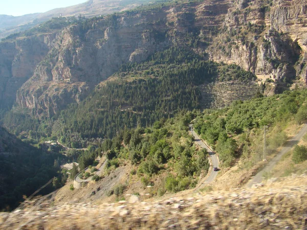 Paysage Ensoleillé Paysage Montagneux Rocheux Dans Vallée Kadisha Liban — Photo