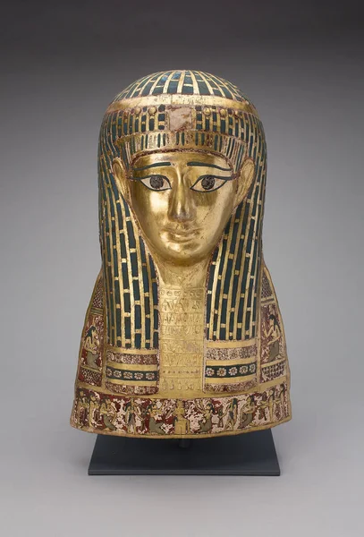 Вертикальний Знімок Золотої Єгипетської Скульптури Ізольованої Сірому Фоні — стокове фото