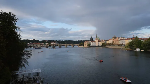 Luftaufnahme Der Gebäude Und Häuser Einem Kanal Einer Kleinen Stadt — Stockfoto